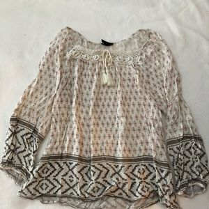 Beautiful top from American Eagle!